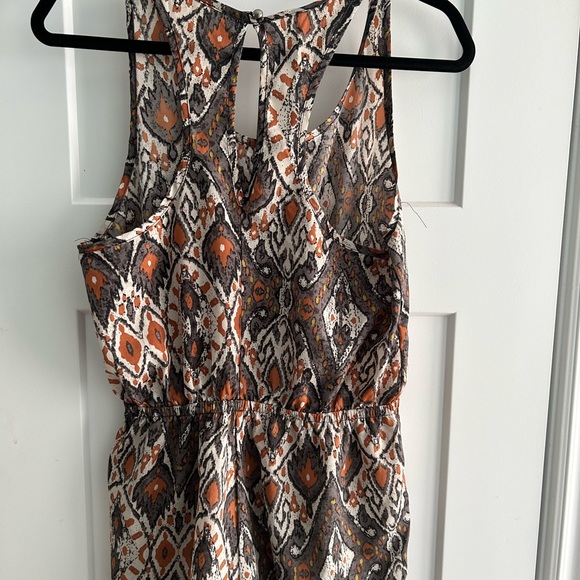 Honey Punch romper size medium - Picture 2 of 4